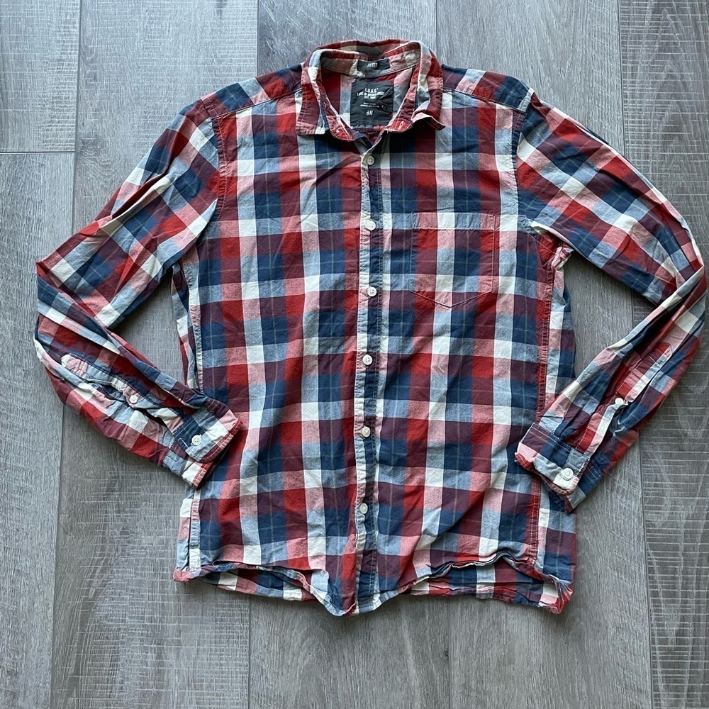 H&M L.O.G.G Fitted Plaid Button Down Size Small